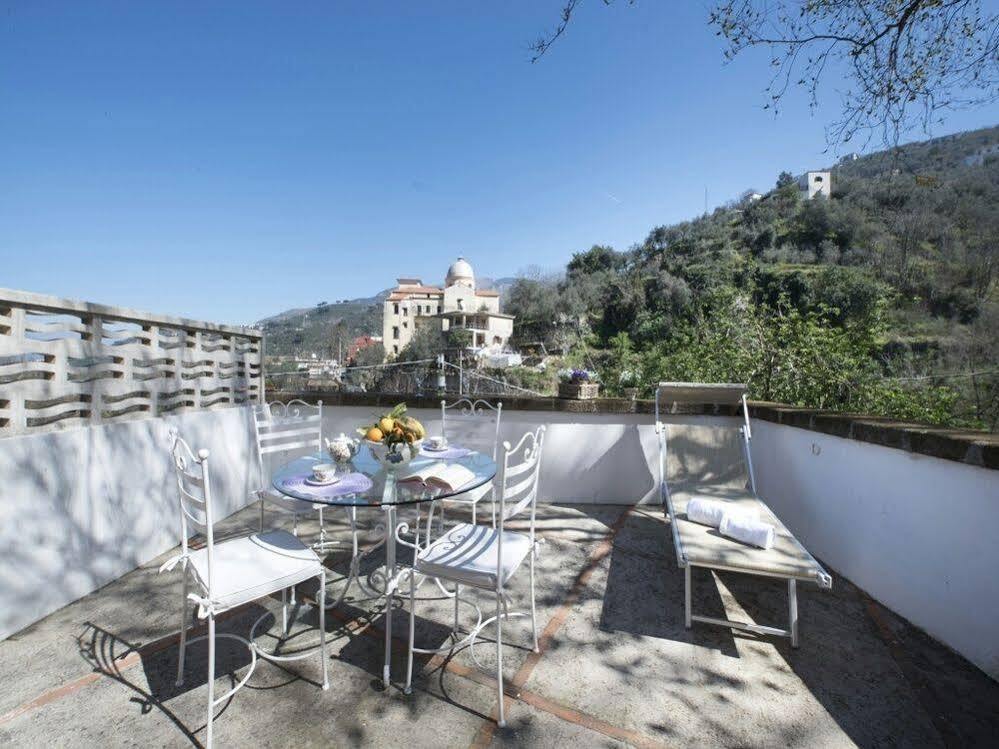 Casale Le Noci Apartment Vico Equense Luaran gambar